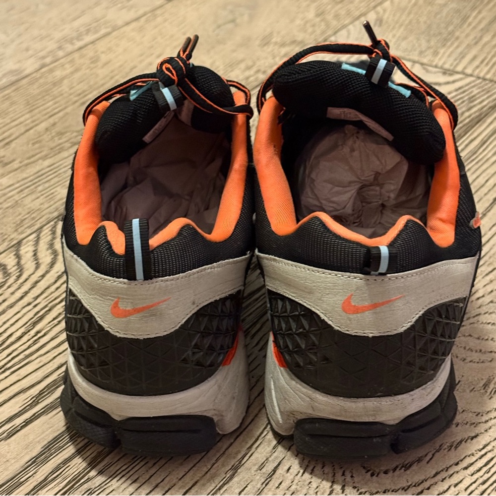 NIKE MEN’S AIR ZOOM VOMERO 5 'BLUE GAZE TOTAL ORANGE' - Picture 9 of 15